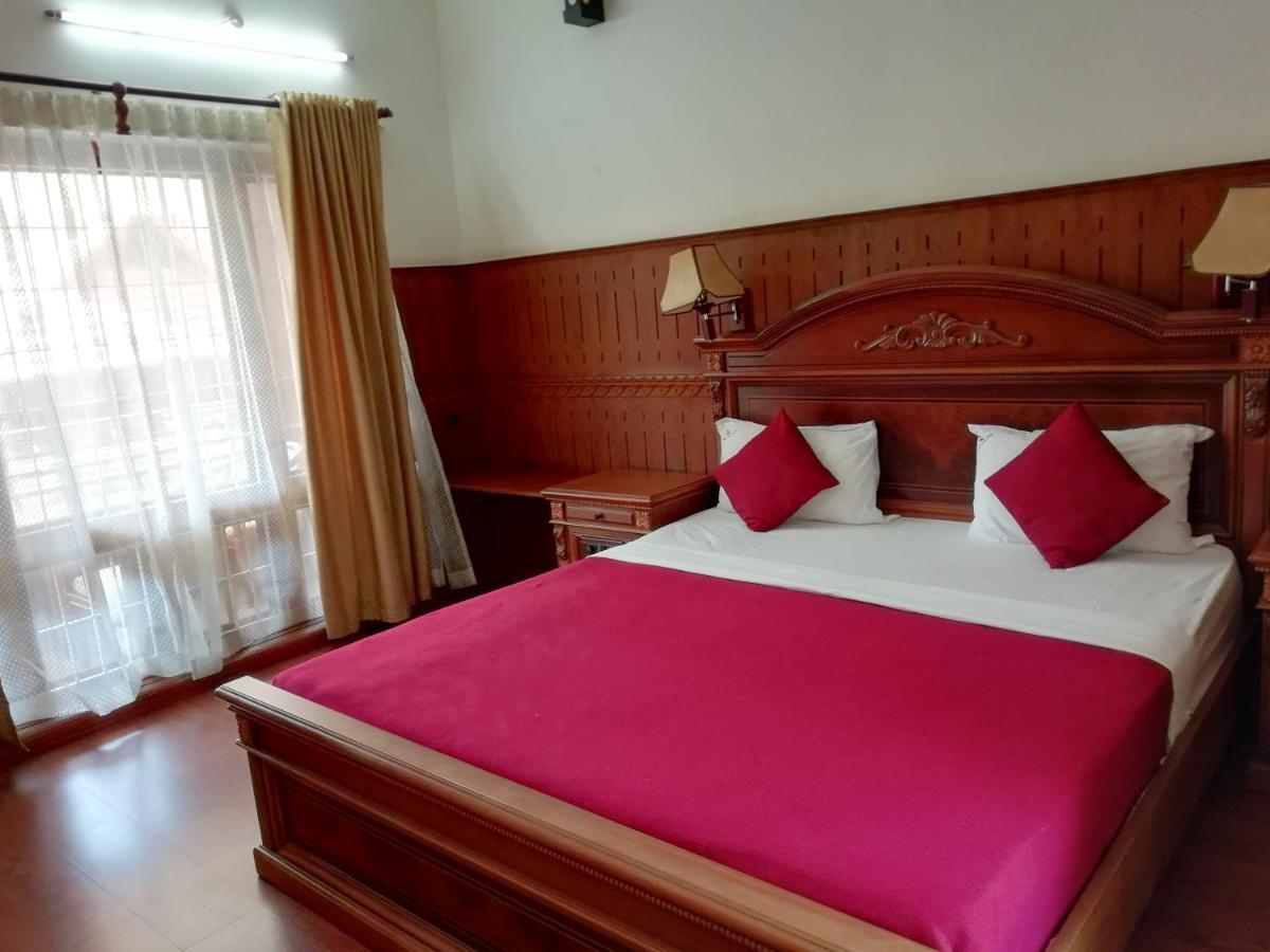 Nikhil Ayurvedic Heritage Hotel Varkala Exterior photo